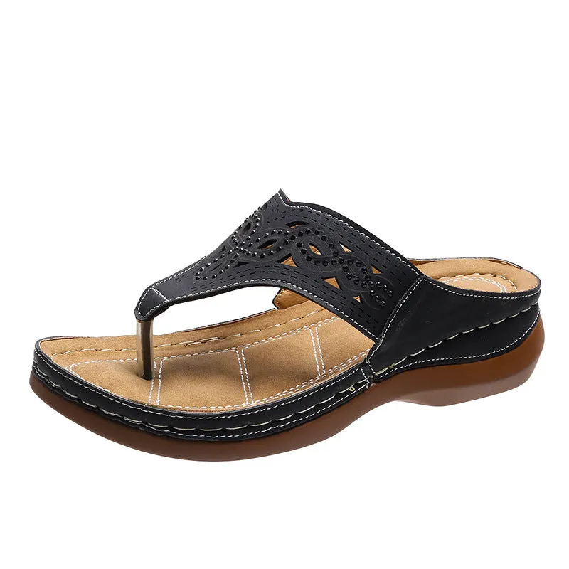Carly – Clip Toe Wedge Sandals