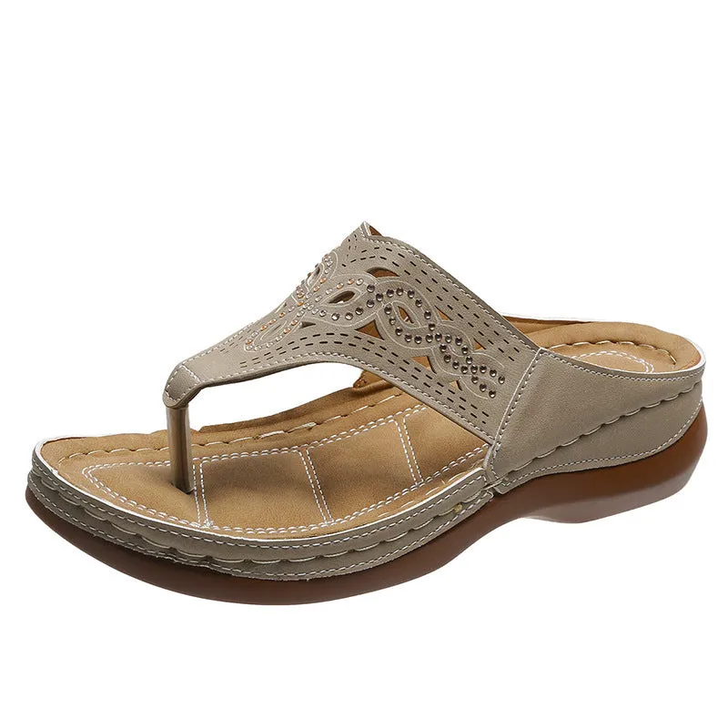 Carly – Clip Toe Wedge Sandals
