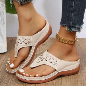 Carly – Clip Toe Wedge Sandals