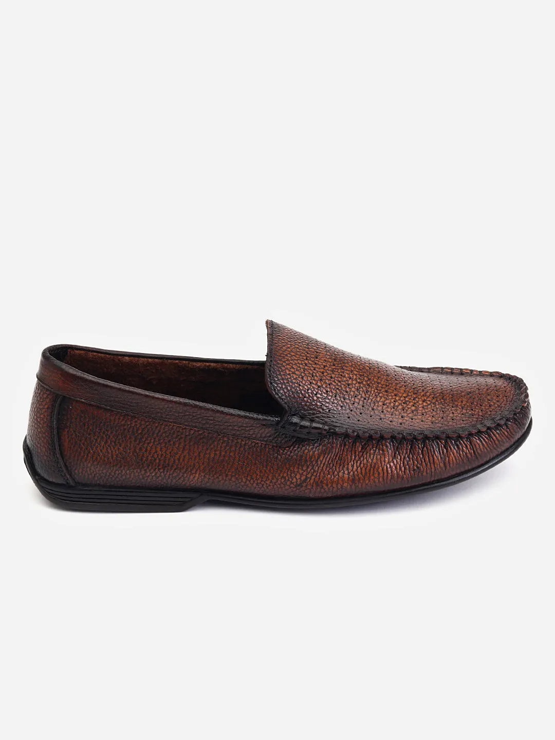 Delco Effortless Casual Style