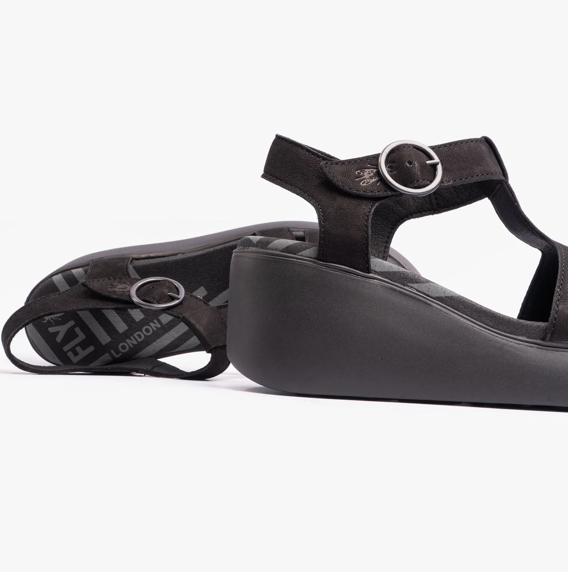 DUMA955FLY Womens Sandals Black