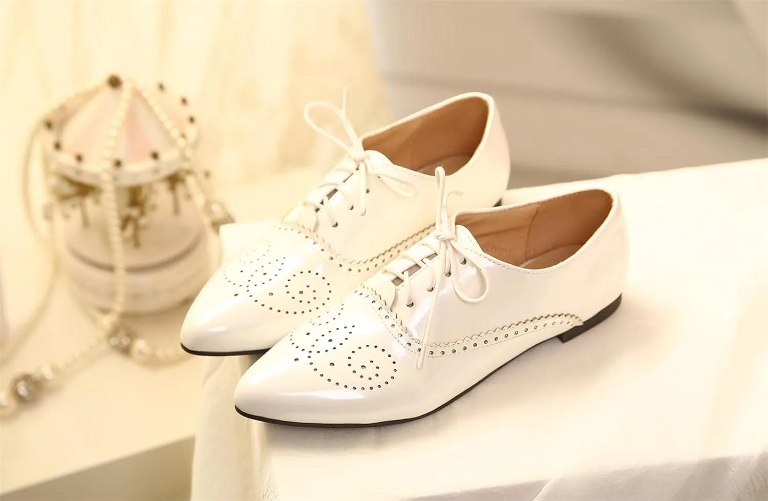 Women's Concise Brogue Lace up Shoes Closed Pointed Toe Party Comfortable Business Formal Occasion Oxfords Club Dance Chunky Dating Wedding Low Block Cosplay Vintage Heels