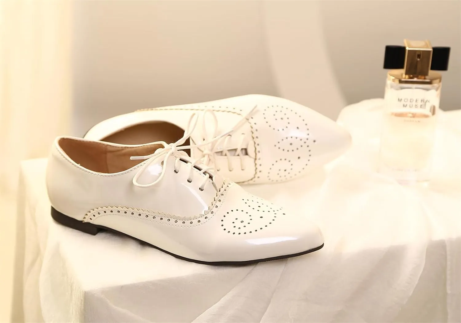 Women's Concise Brogue Lace up Shoes Closed Pointed Toe Party Comfortable Business Formal Occasion Oxfords Club Dance Chunky Dating Wedding Low Block Cosplay Vintage Heels